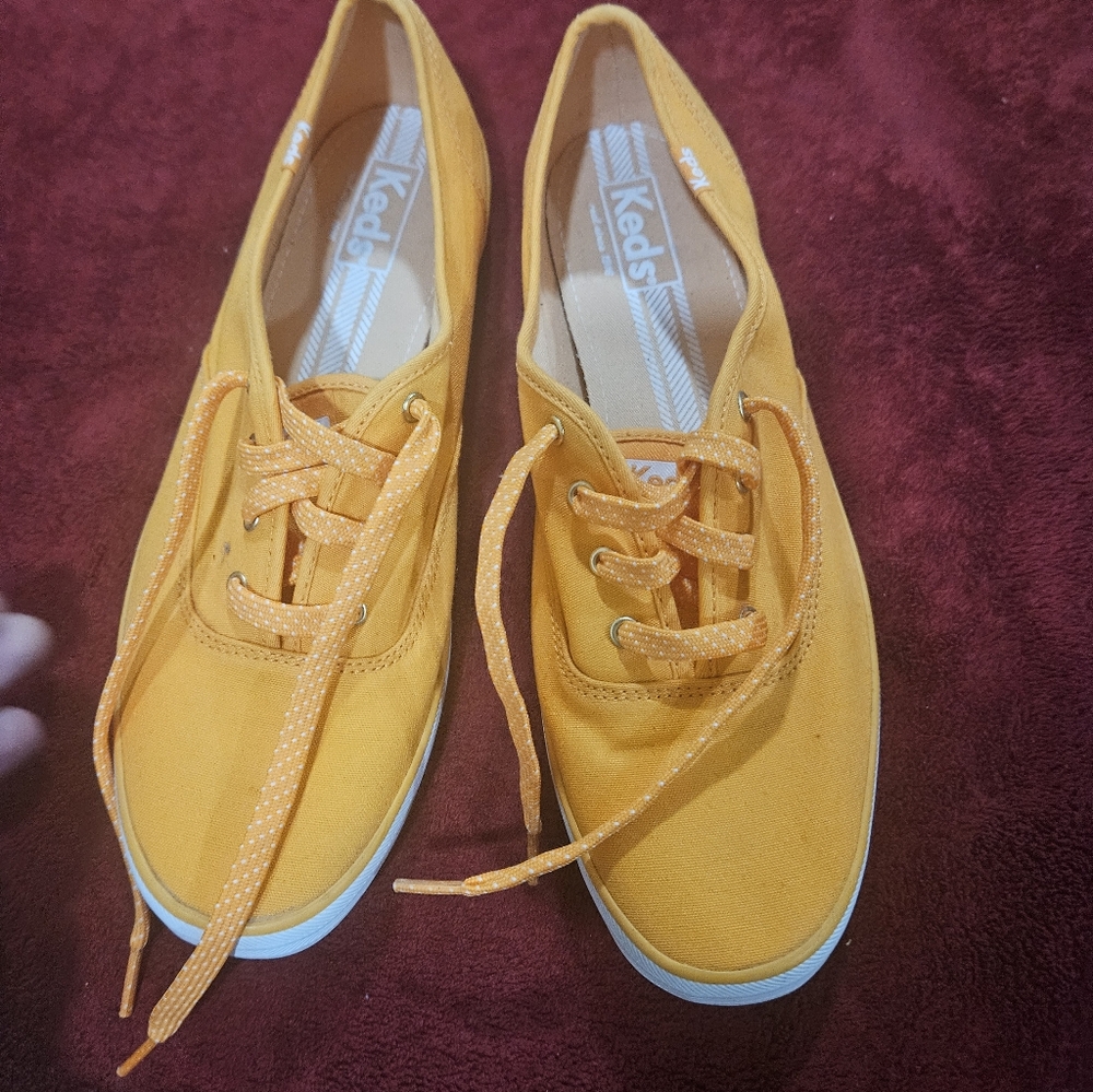 Keds Women's Champion Seasonal Brights Fashion Sneake 9.5 - Picture 3 of 8